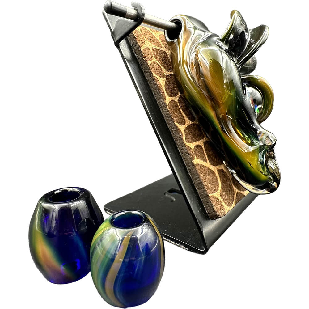 G-Raffe Pendant by Robertson x Jolex