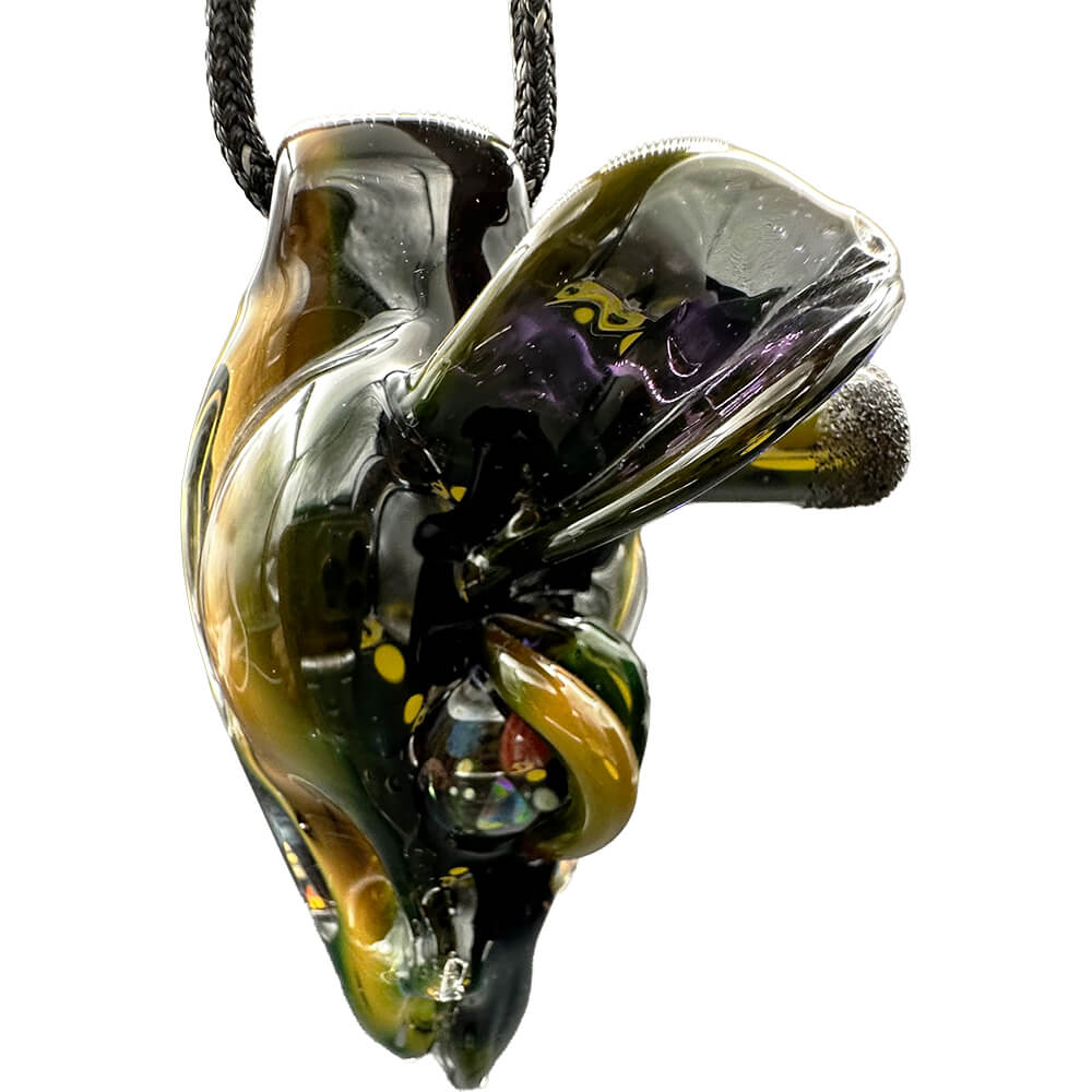 G-Raffe Pendant by Robertson x Jolex