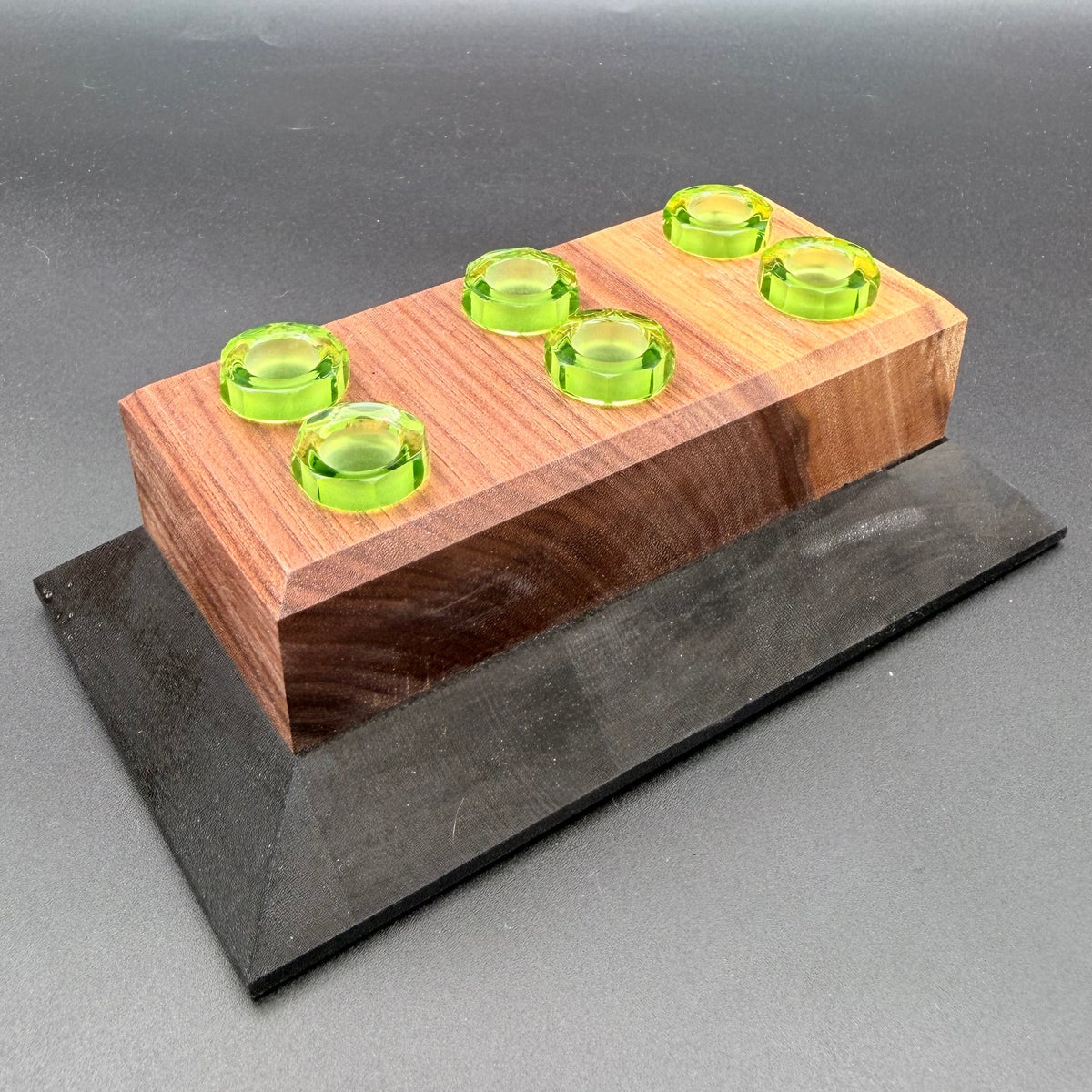 BANGER STAND OLIVEWOOD GREEN
